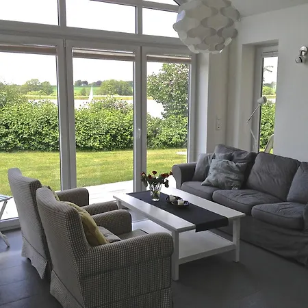 度假居 Schlei Marina Huelsen *