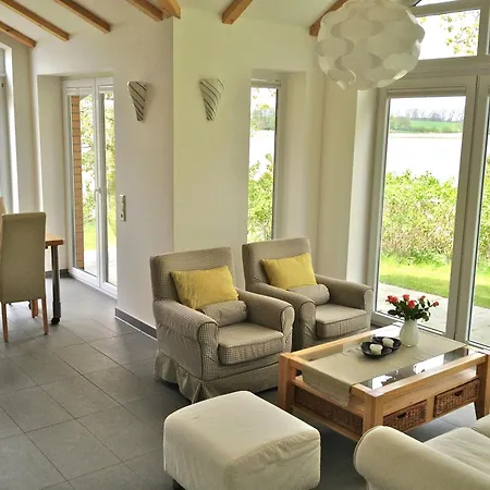 度假居 Schlei Marina Huelsen *