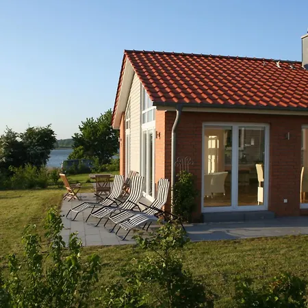 Schlei Marina Hulsen بيت للعطل